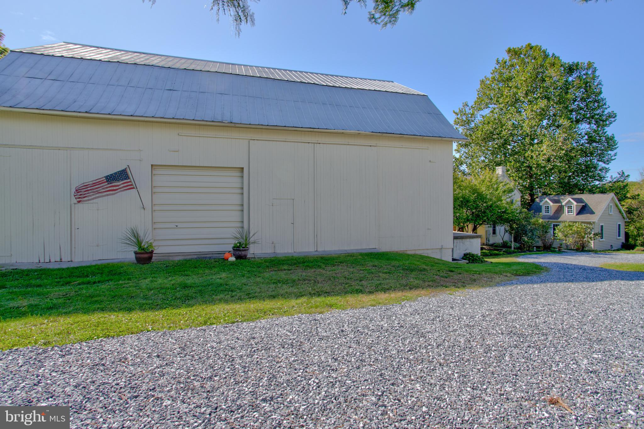 PINE HILL ESTATES - Residential