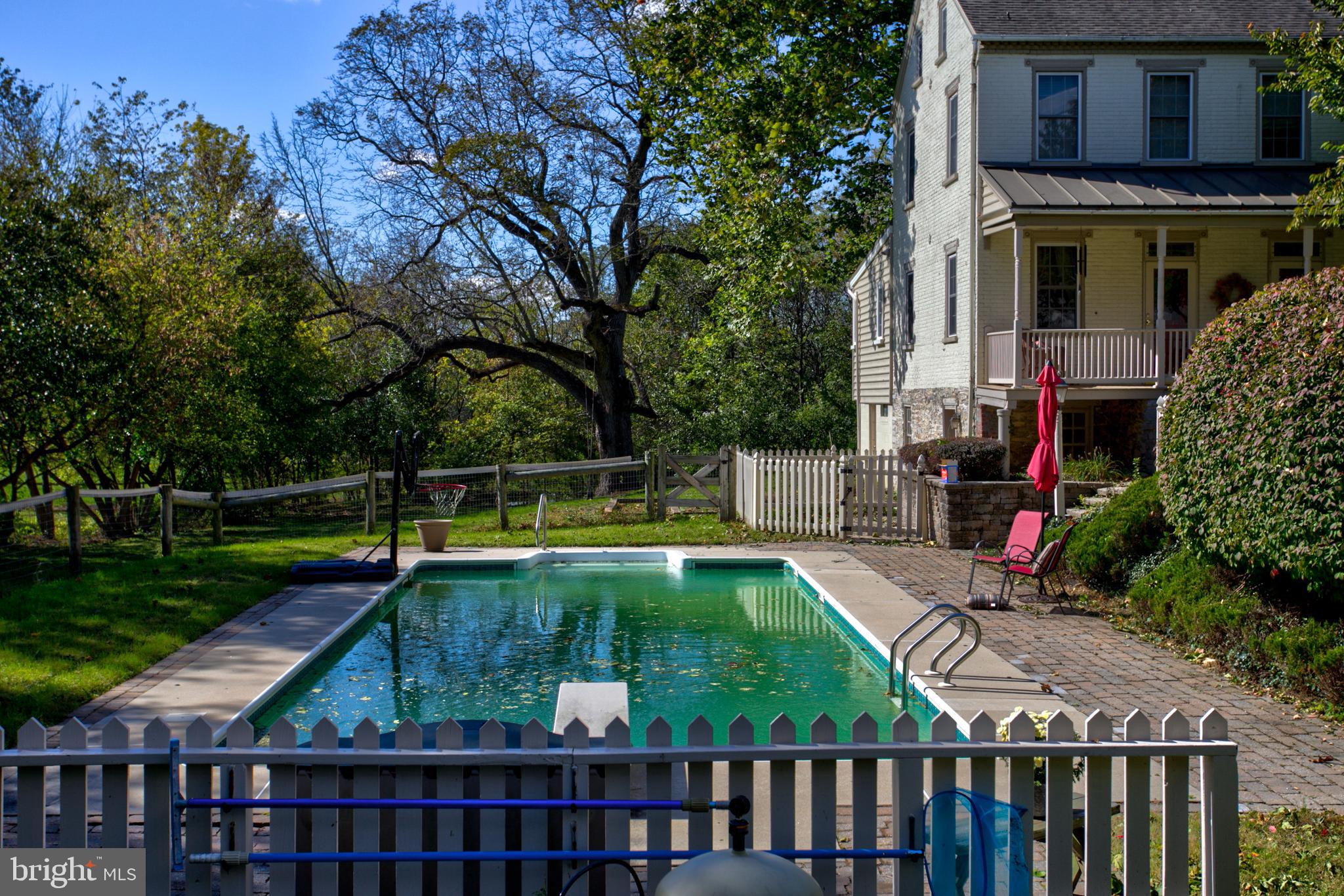 PINE HILL ESTATES - Residential