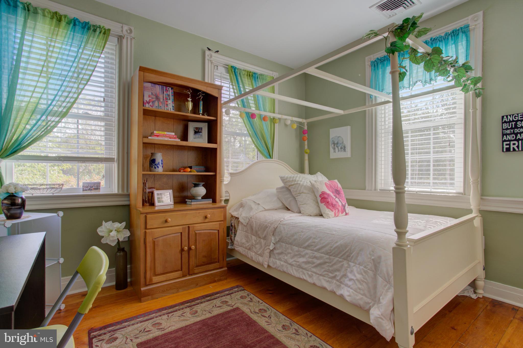 PINE HILL ESTATES - Residential
