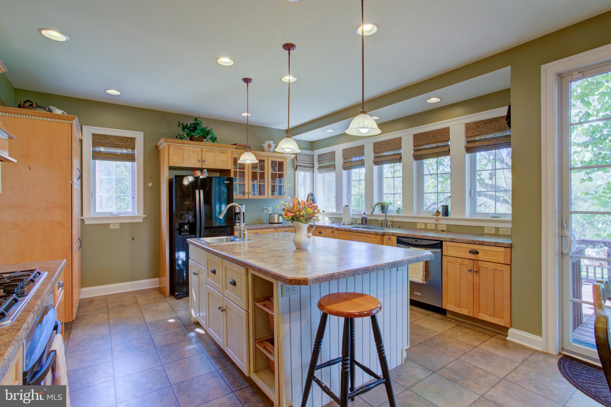 PINE HILL ESTATES - Residential