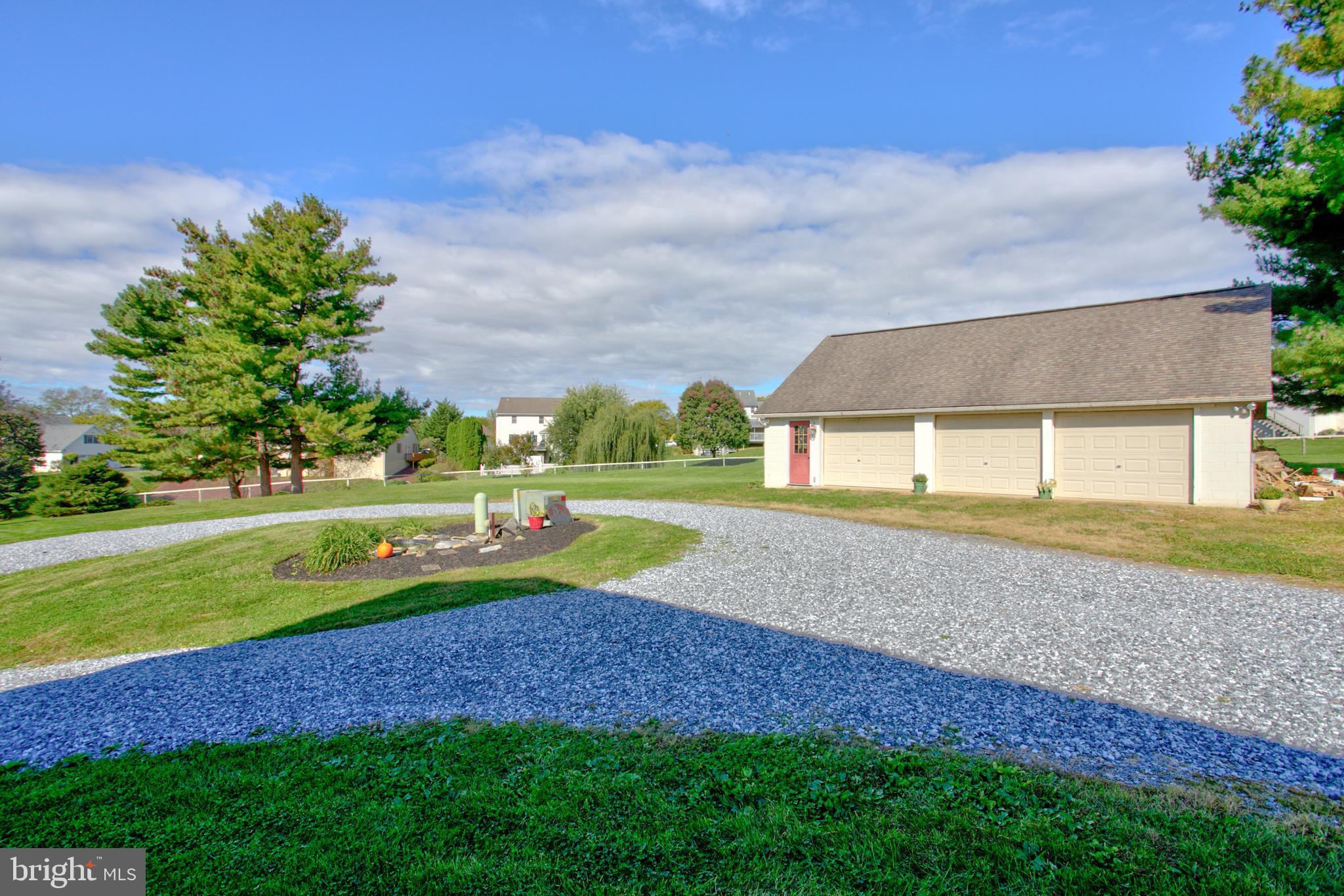 PINE HILL ESTATES - Residential