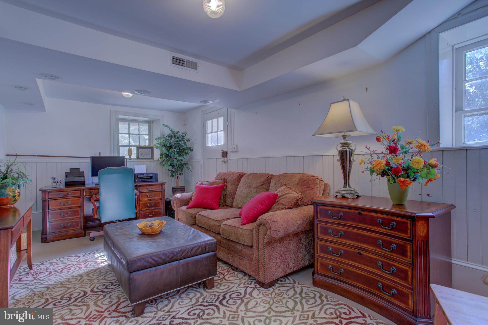 PINE HILL ESTATES - Residential