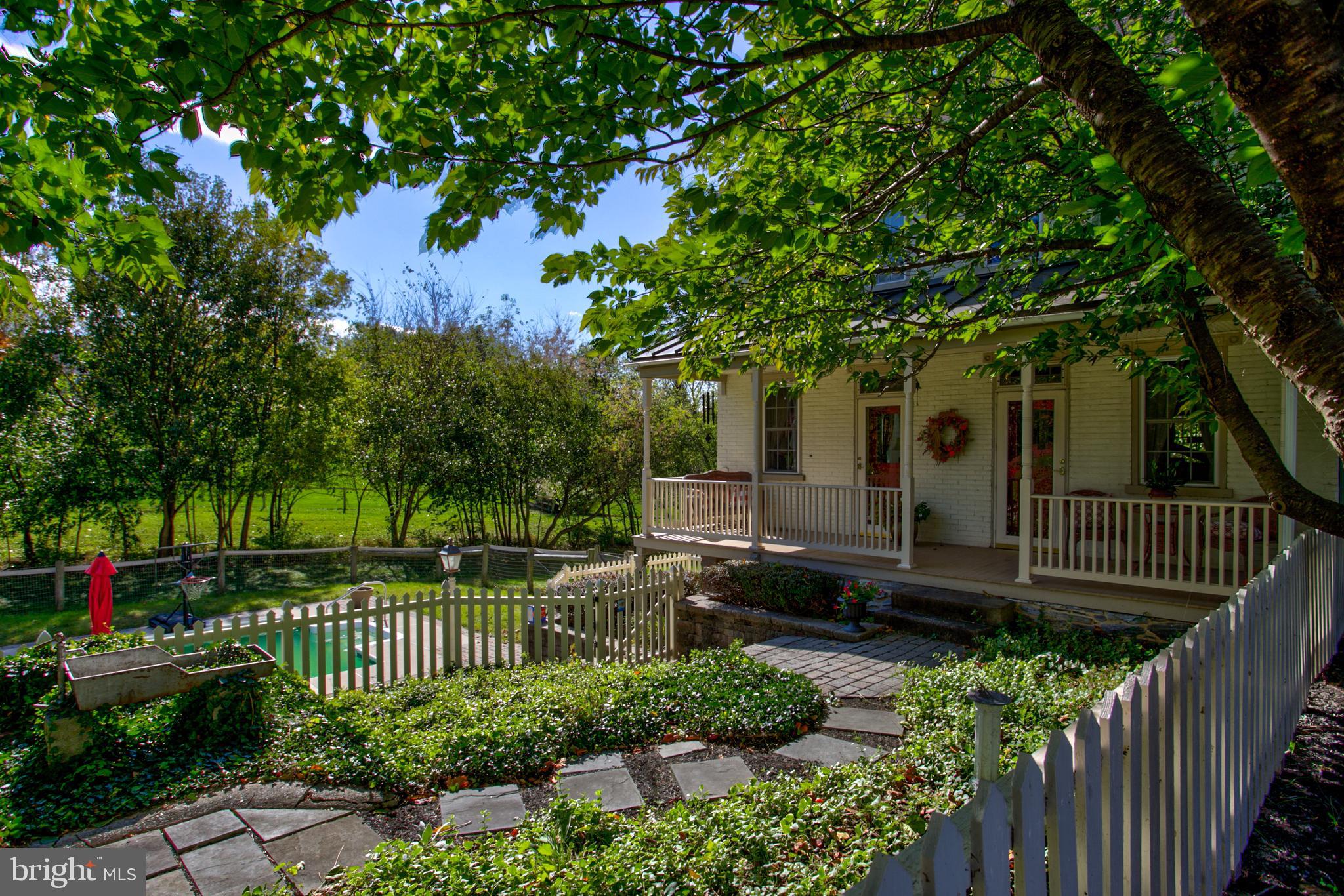 PINE HILL ESTATES - Residential