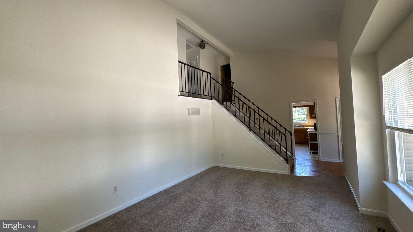 VILLAGE OF KINGS CONTRIVANCE - Residential Lease