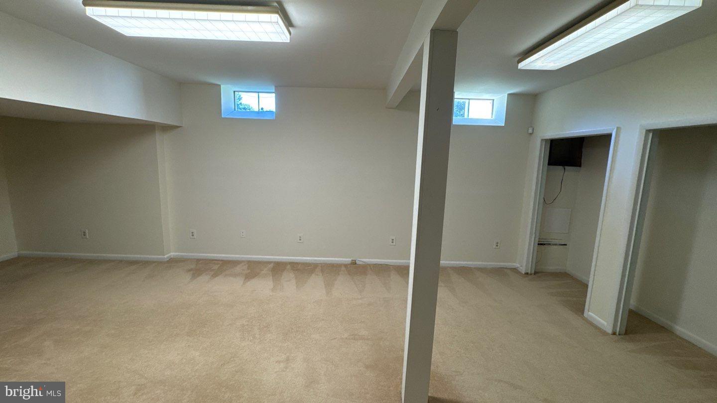 VILLAGE OF KINGS CONTRIVANCE - Residential Lease