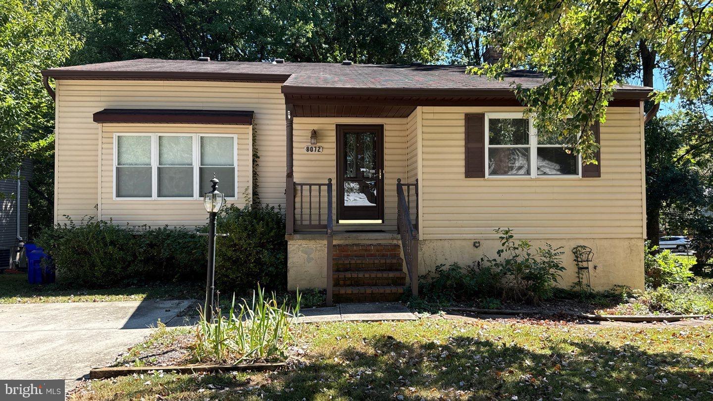 VILLAGE OF KINGS CONTRIVANCE - Residential Lease