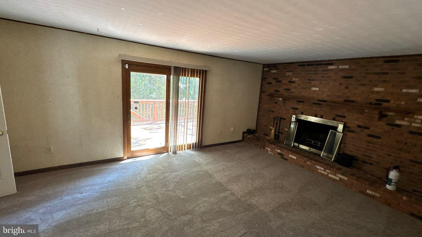 VILLAGE OF KINGS CONTRIVANCE - Residential Lease