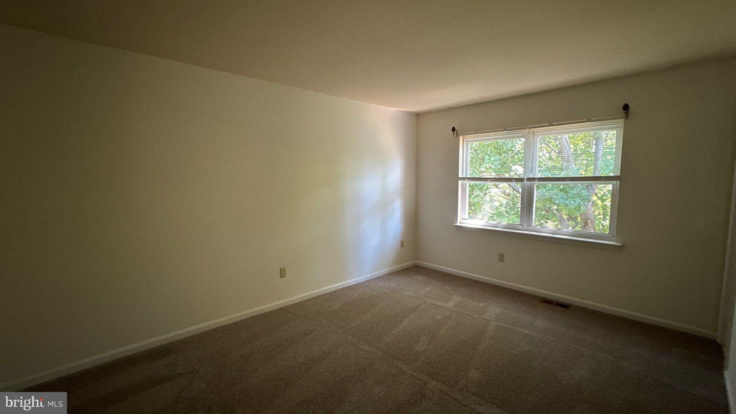 VILLAGE OF KINGS CONTRIVANCE - Residential Lease