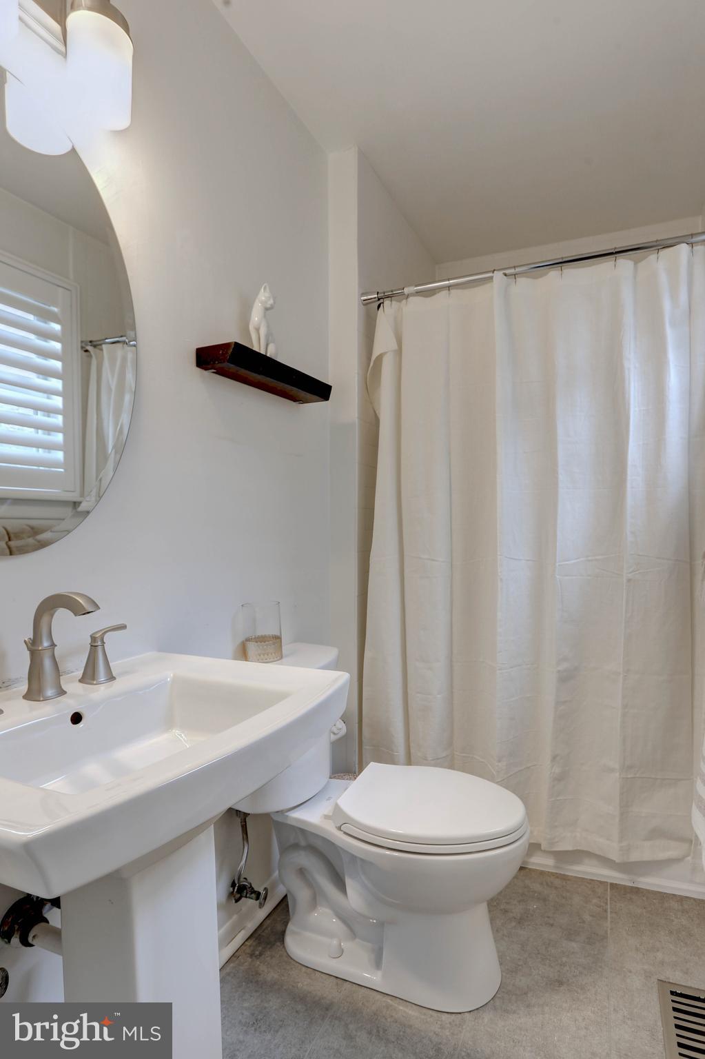 CHELSEA BEACH - Residential