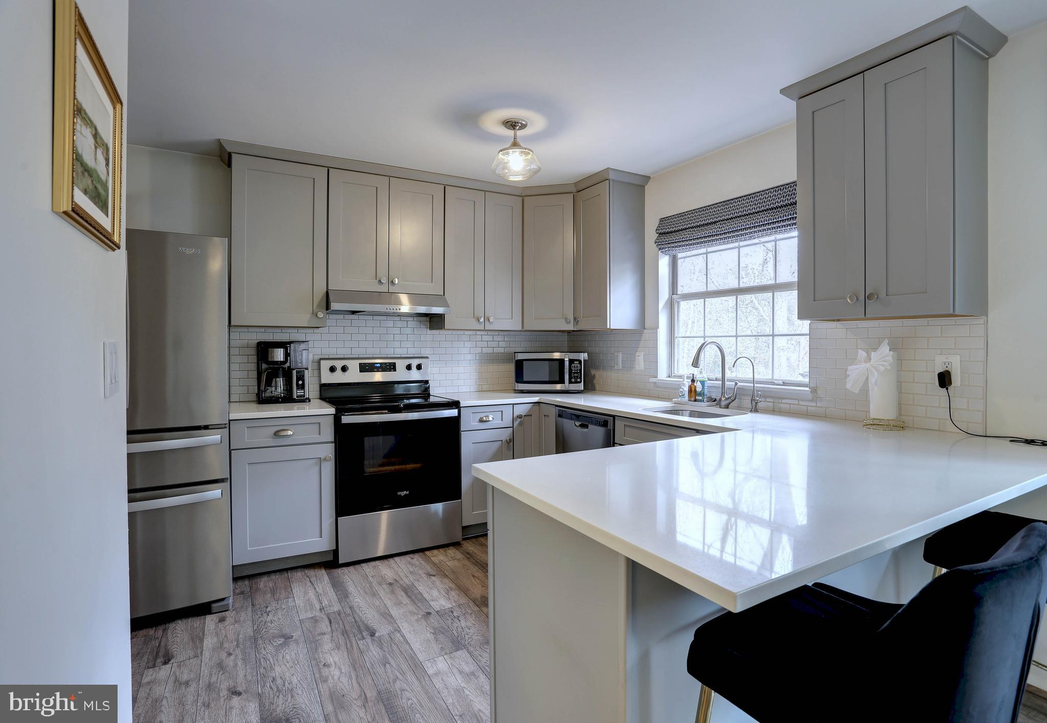 CHELSEA BEACH - Residential