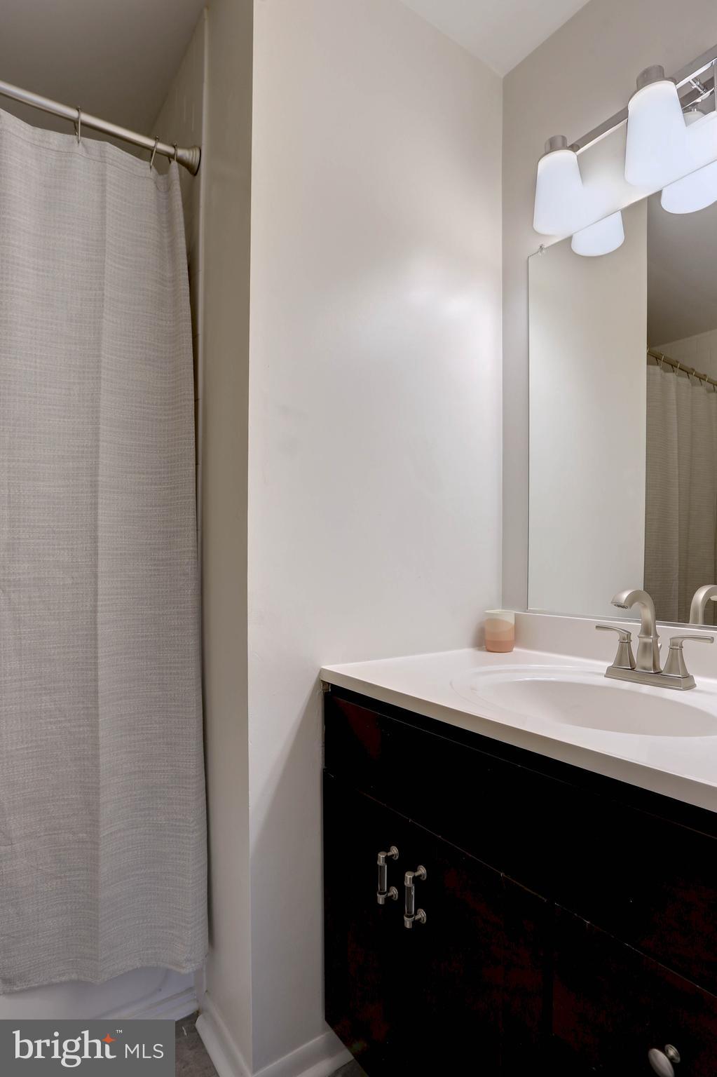 CHELSEA BEACH - Residential