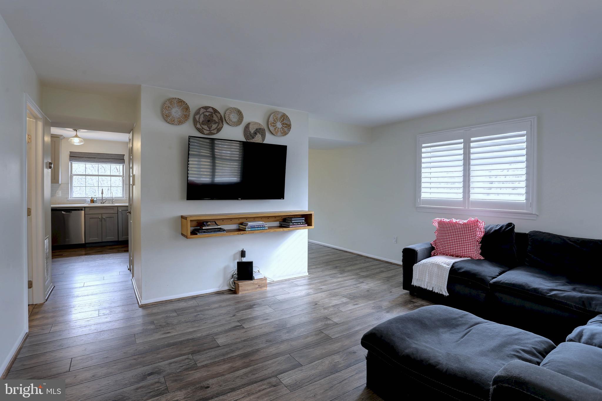 CHELSEA BEACH - Residential