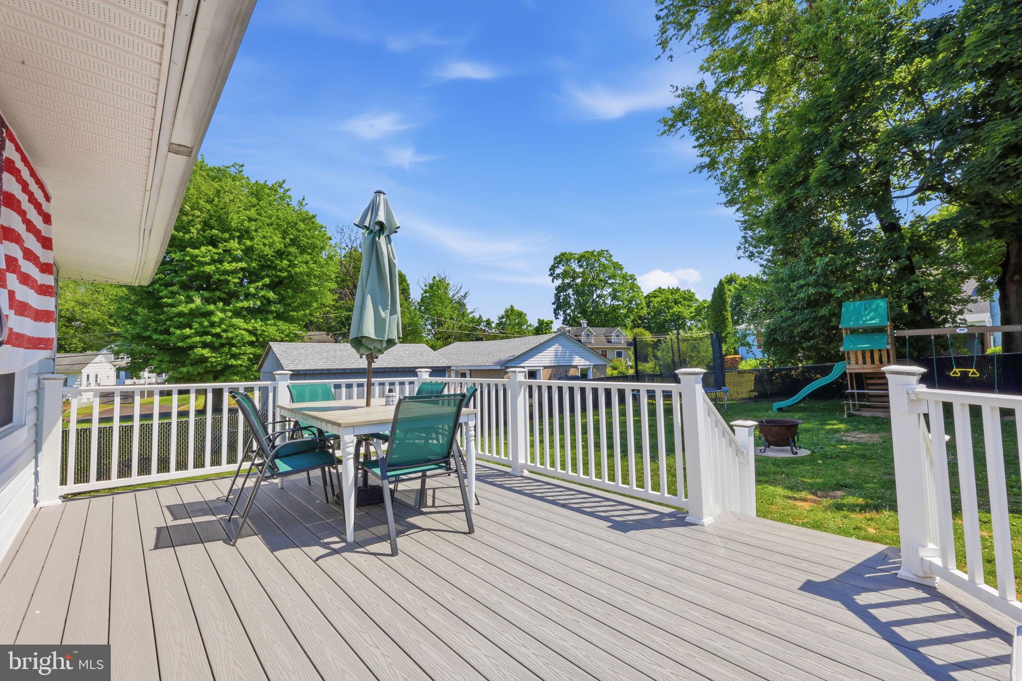 FEASTERVILLE - Residential