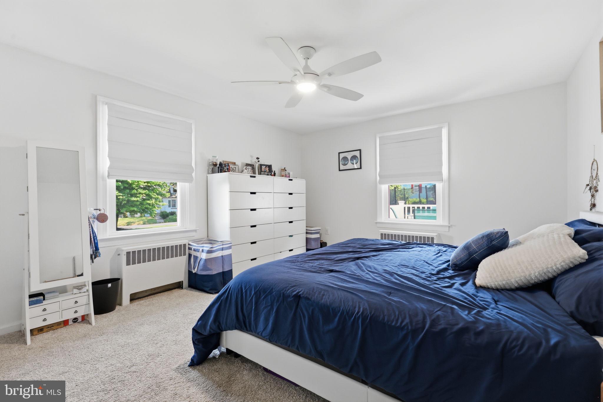 FEASTERVILLE - Residential