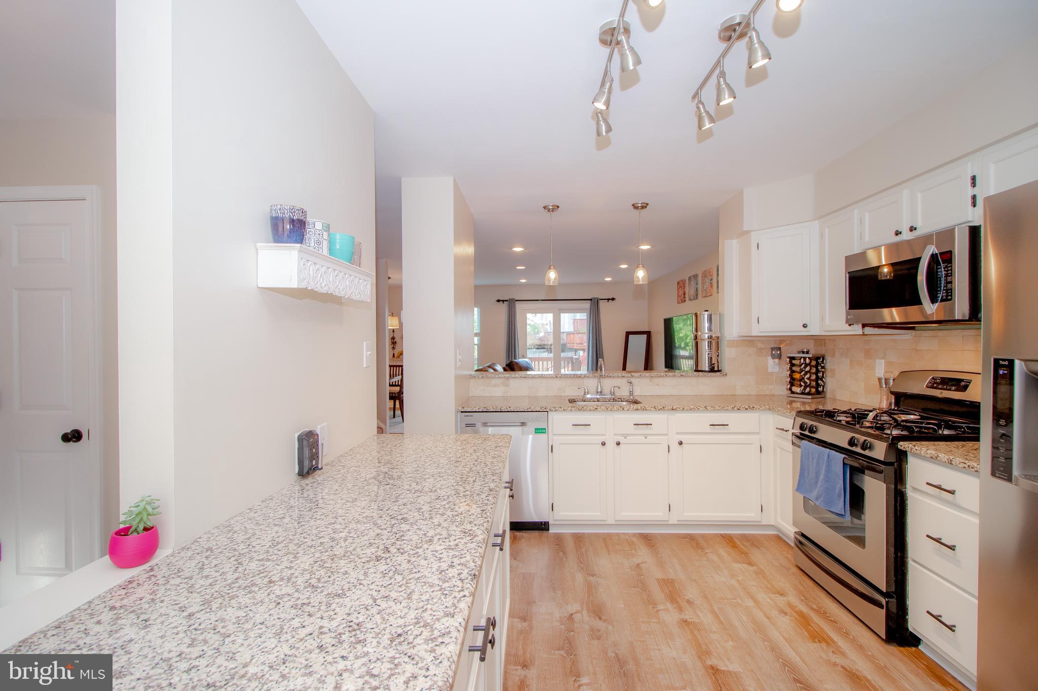 POTOMAC LAKES - Residential