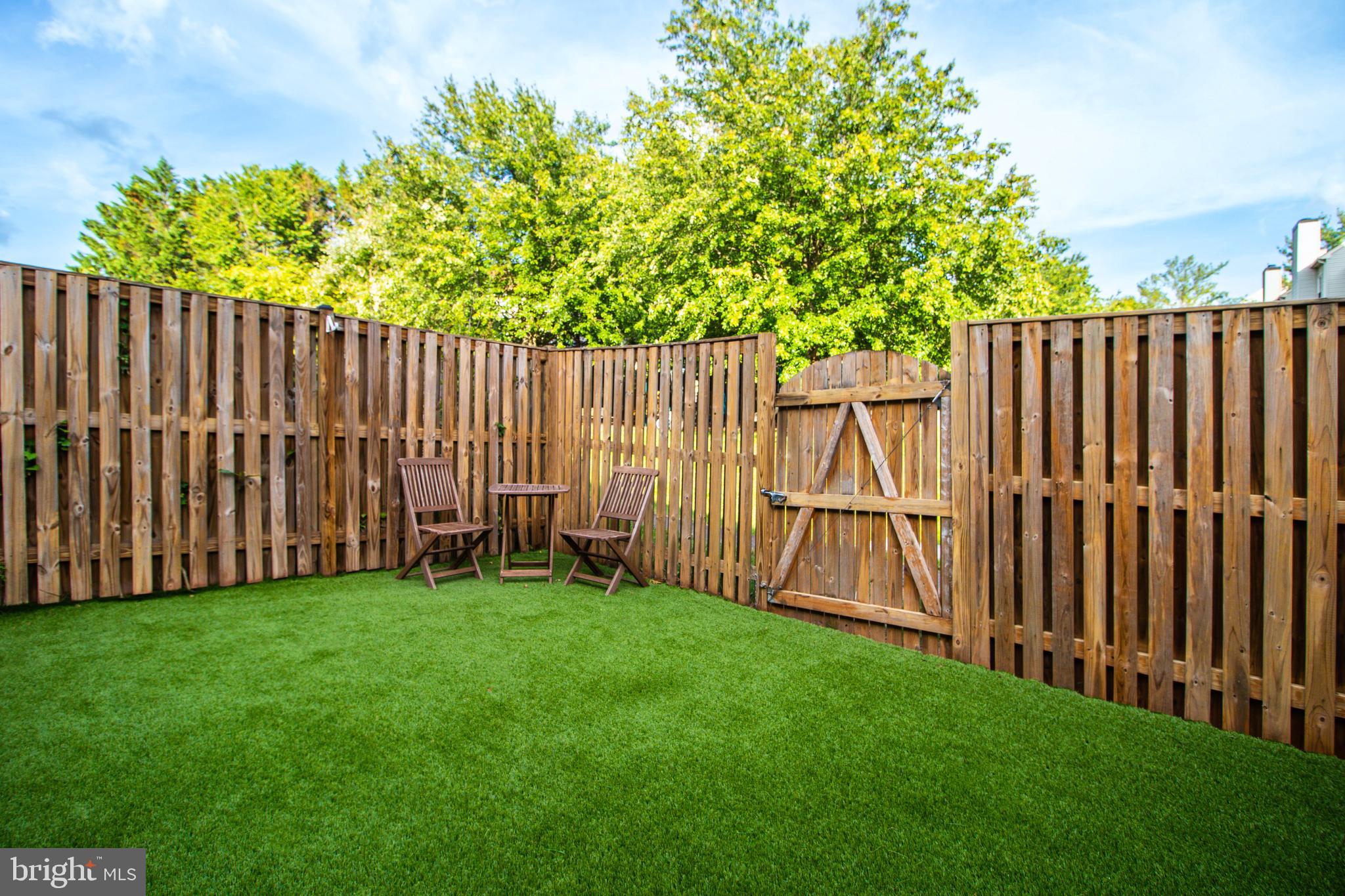 POTOMAC LAKES - Residential