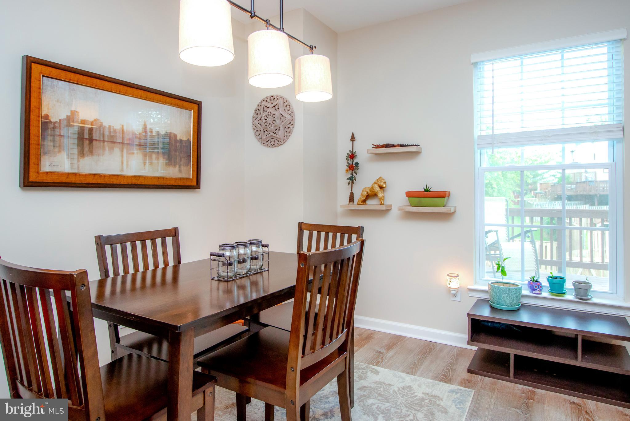 POTOMAC LAKES - Residential