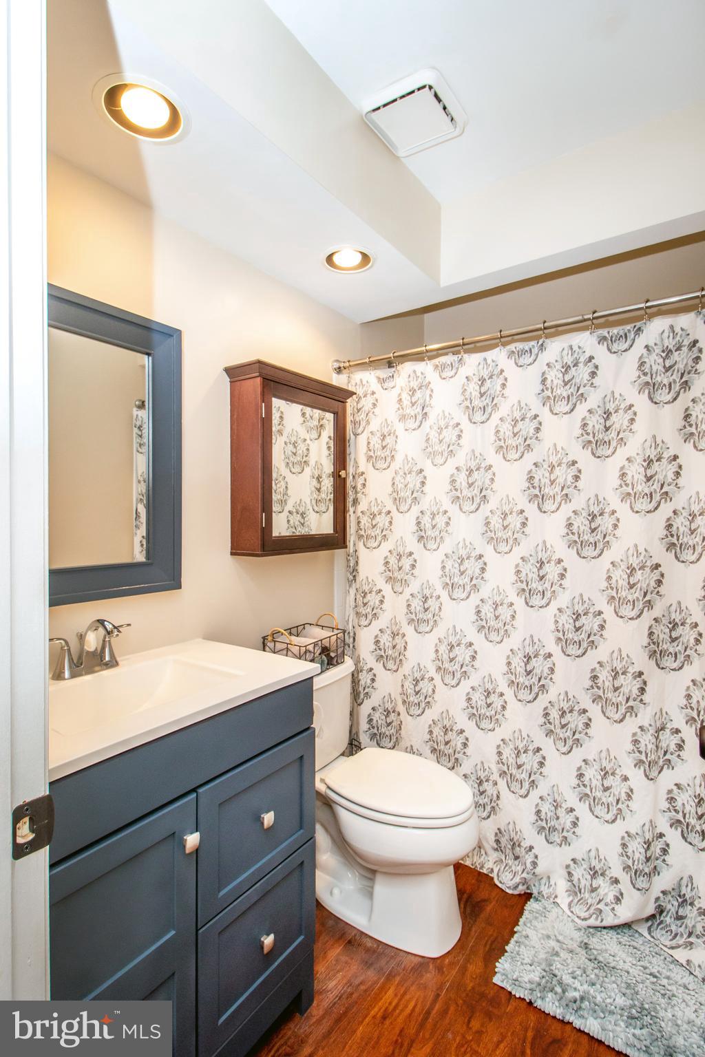 POTOMAC LAKES - Residential