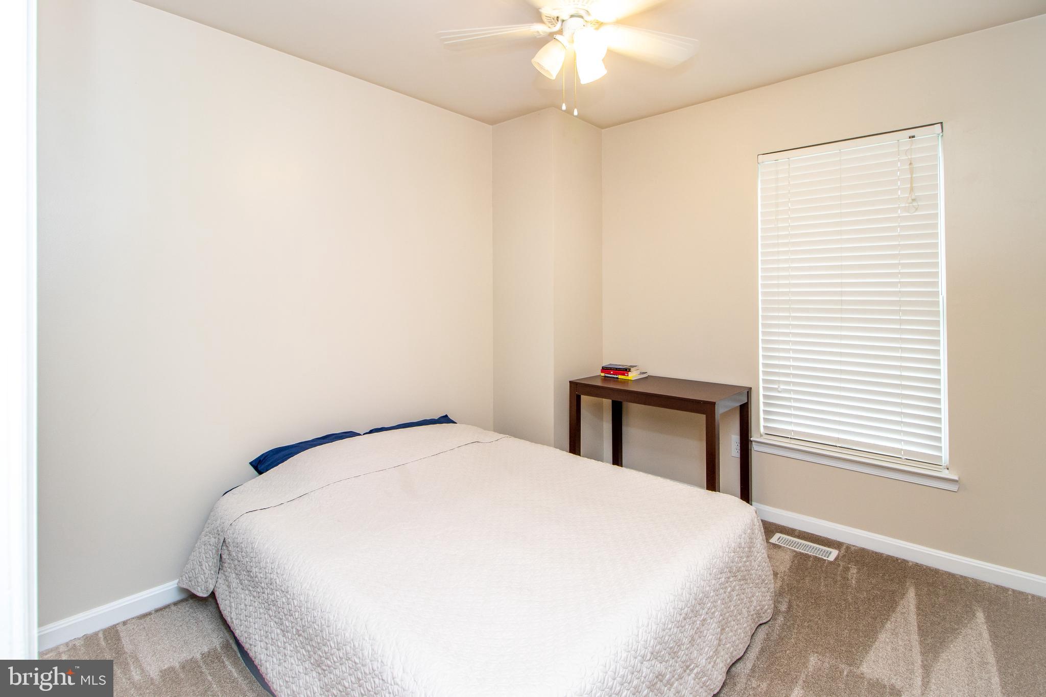 POTOMAC LAKES - Residential