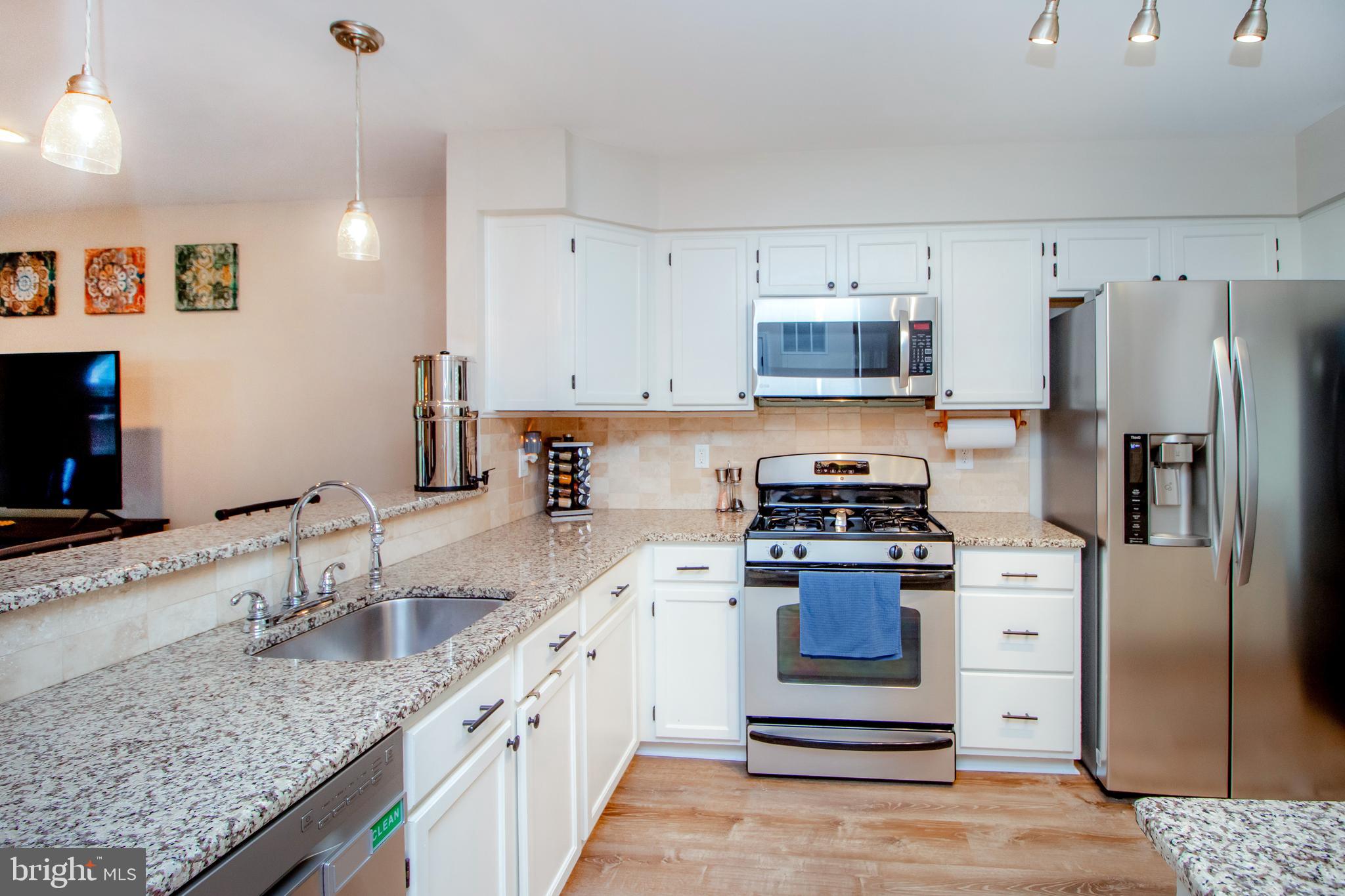 POTOMAC LAKES - Residential