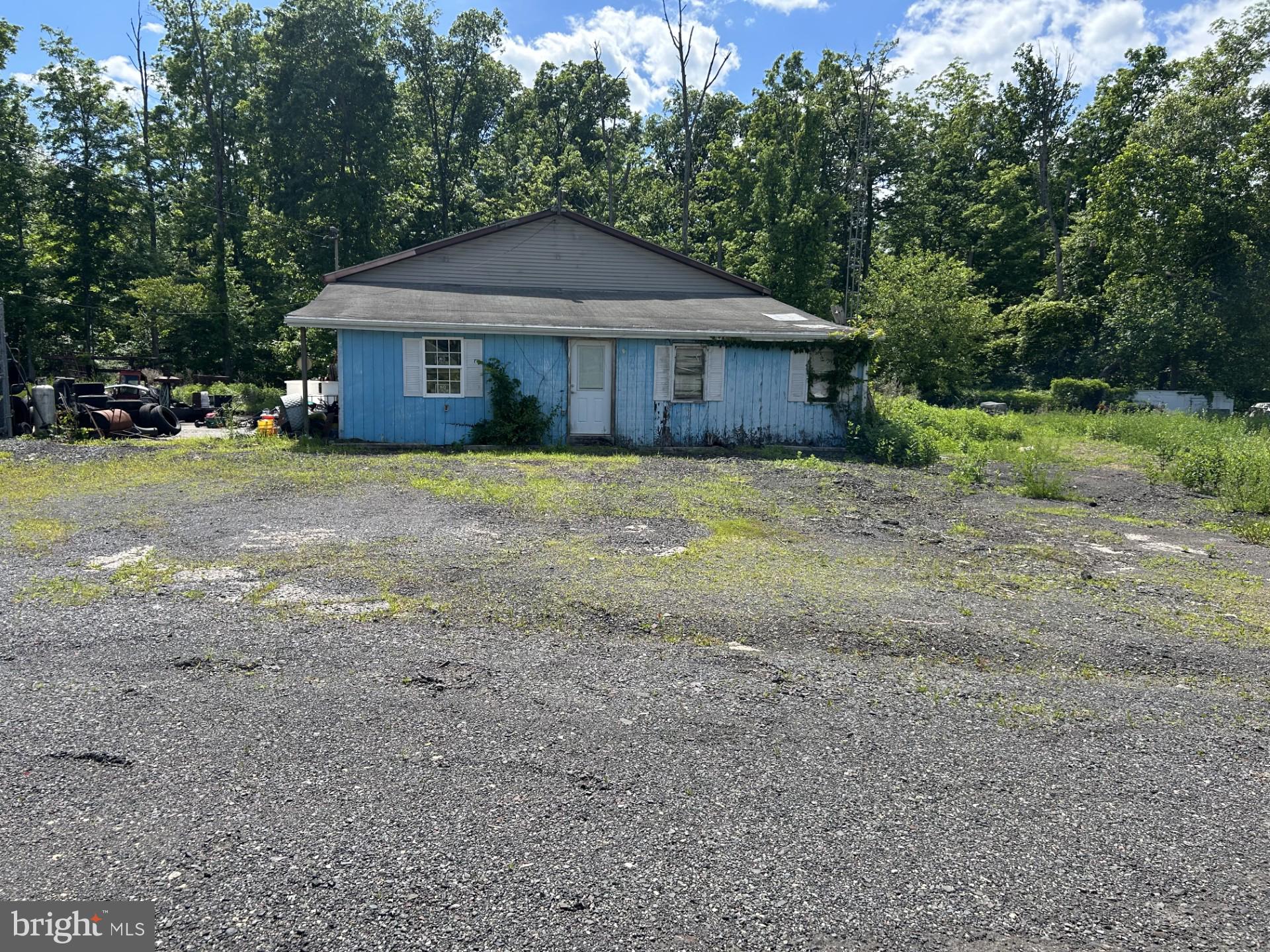 301 ROBERTS ROAD
