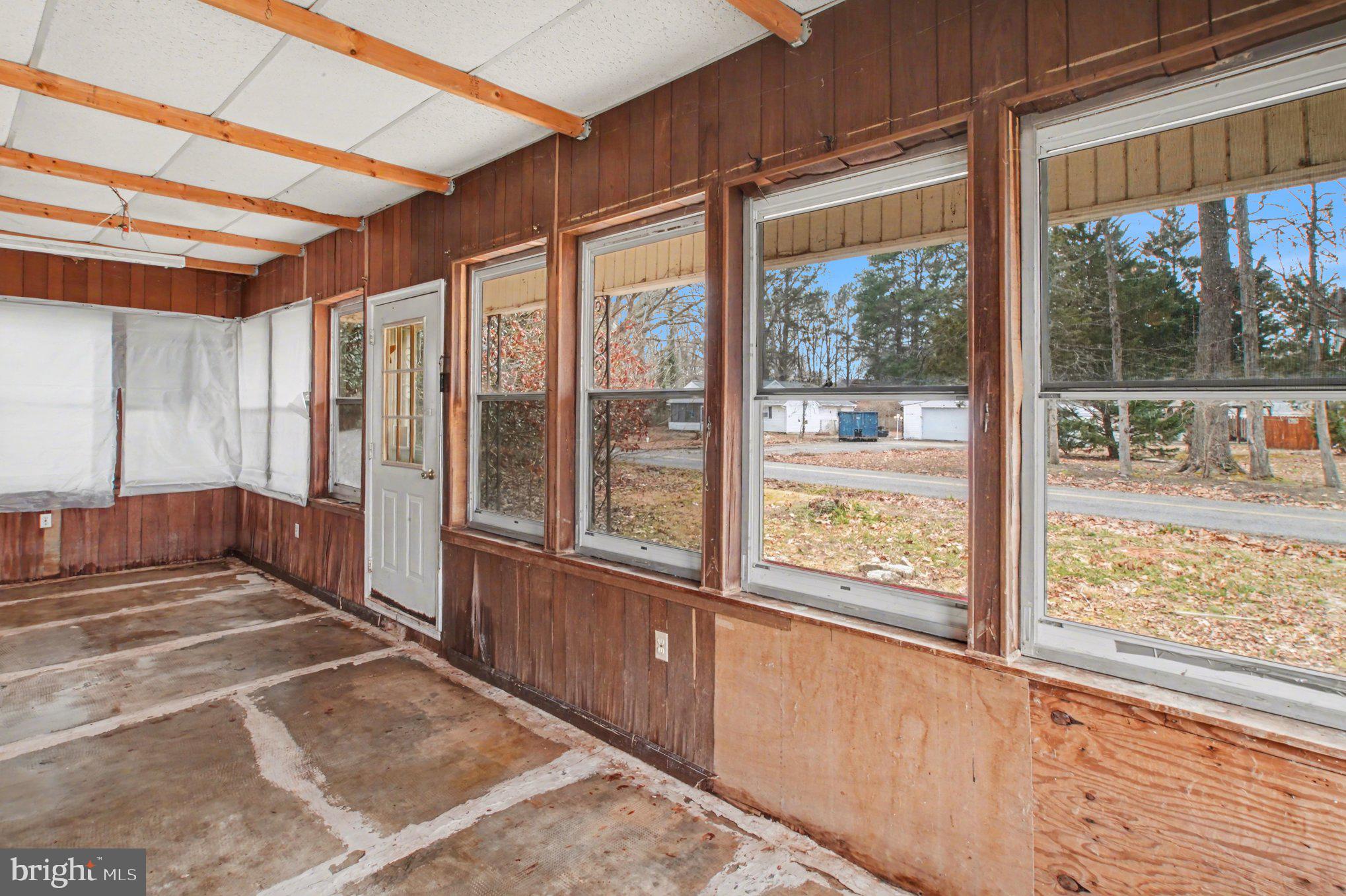 WESTMORELAND SHORES - Residential