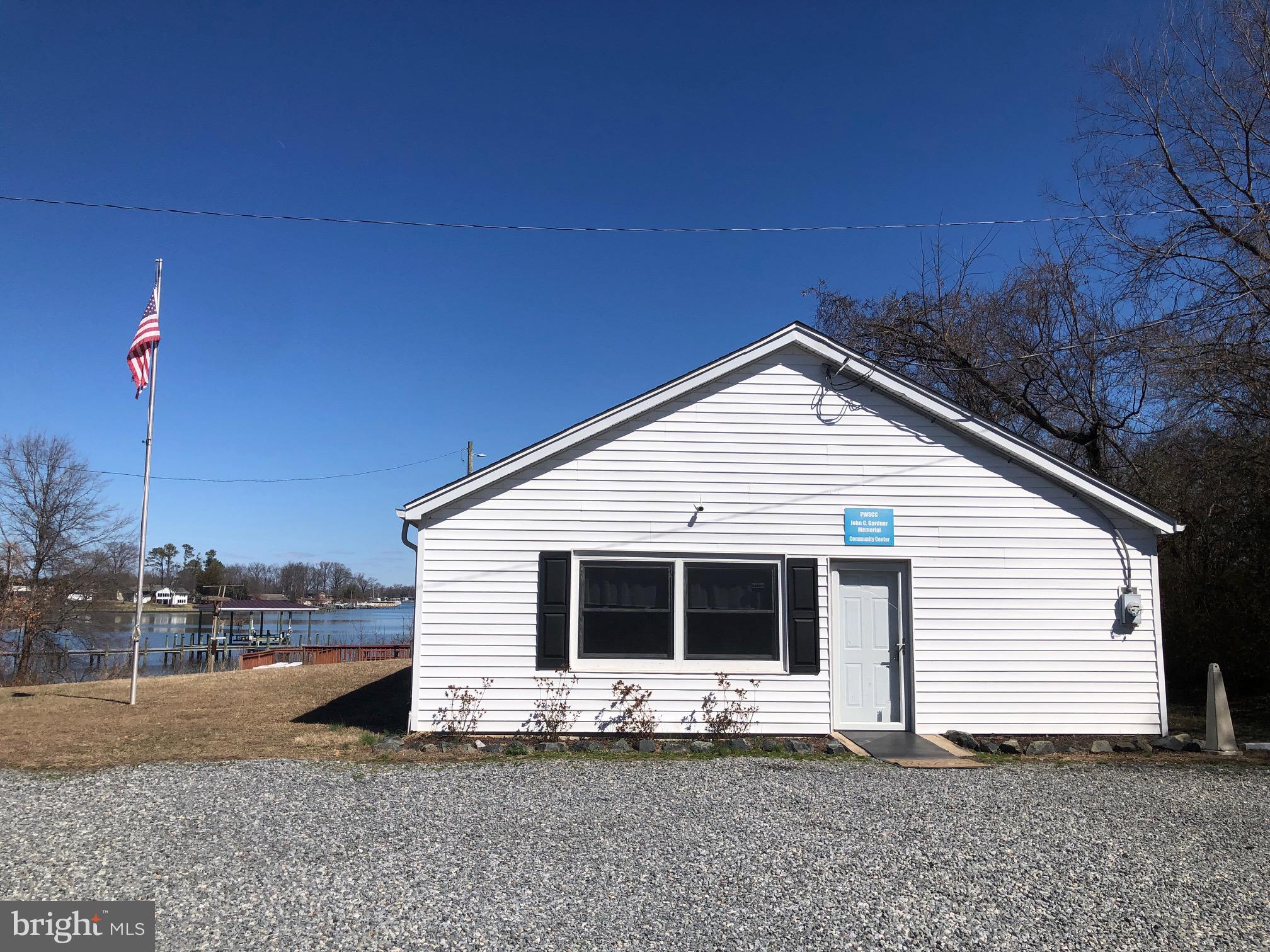 WESTMORELAND SHORES - Residential