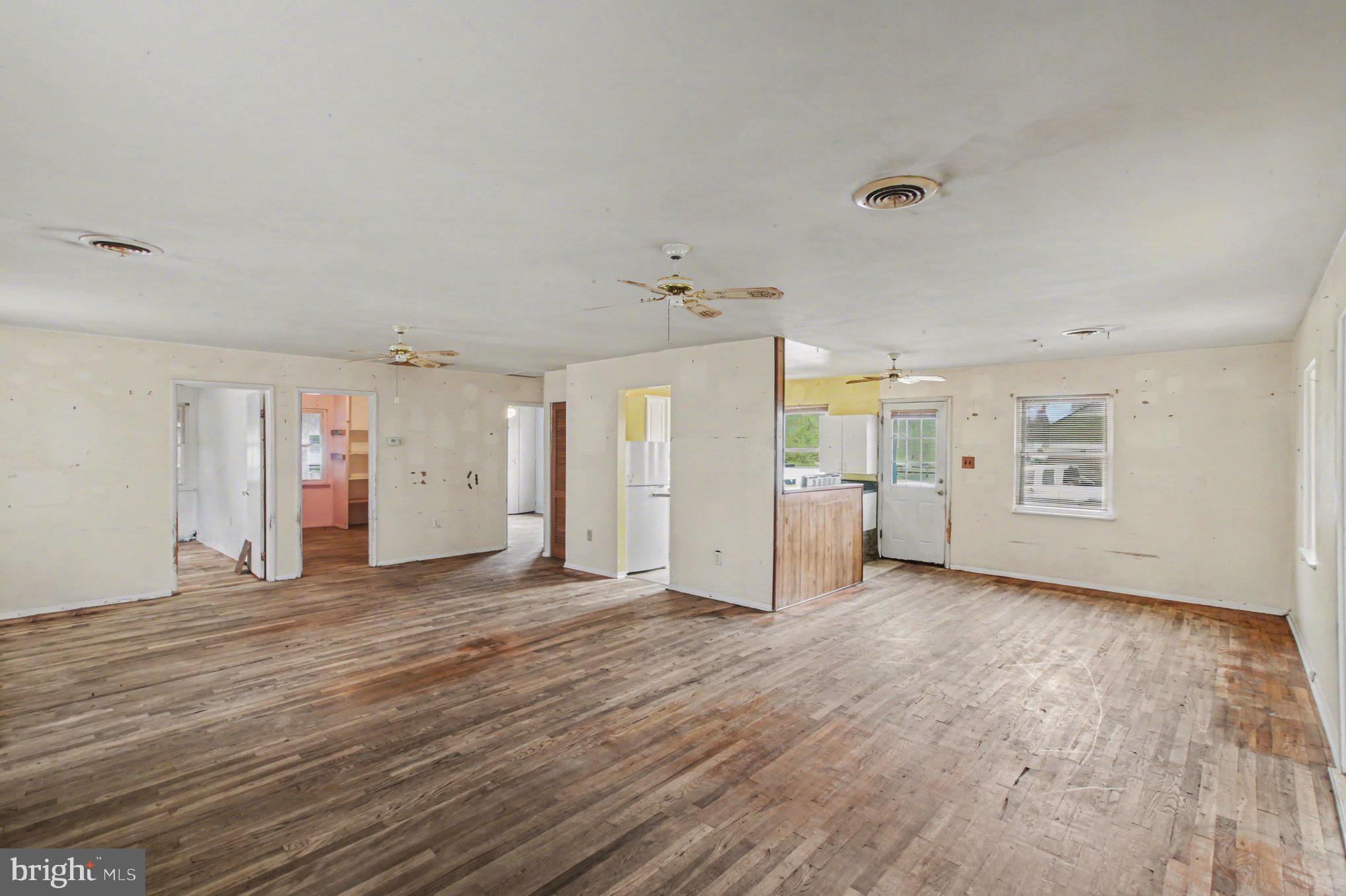 WESTMORELAND SHORES - Residential