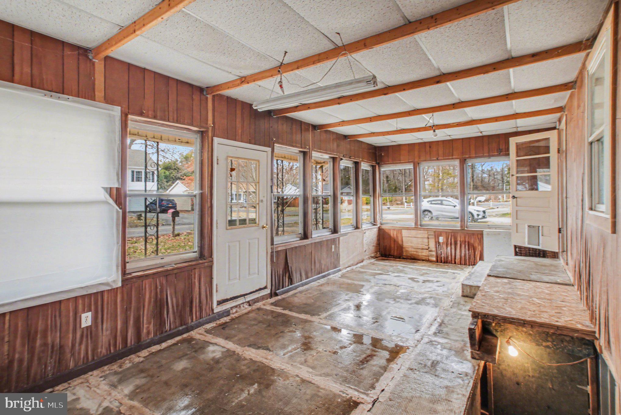 WESTMORELAND SHORES - Residential