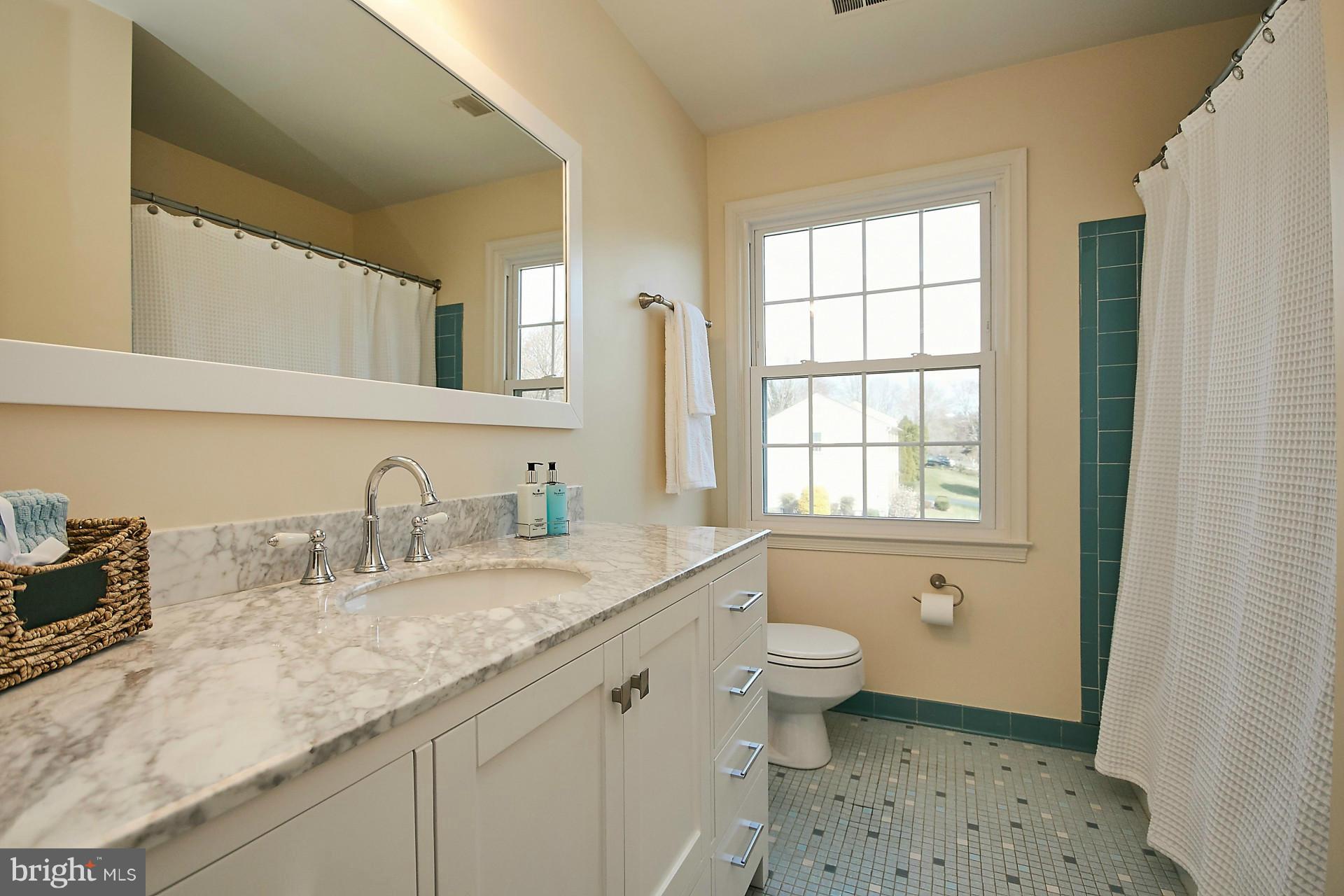 MIDDLERIDGE - Residential