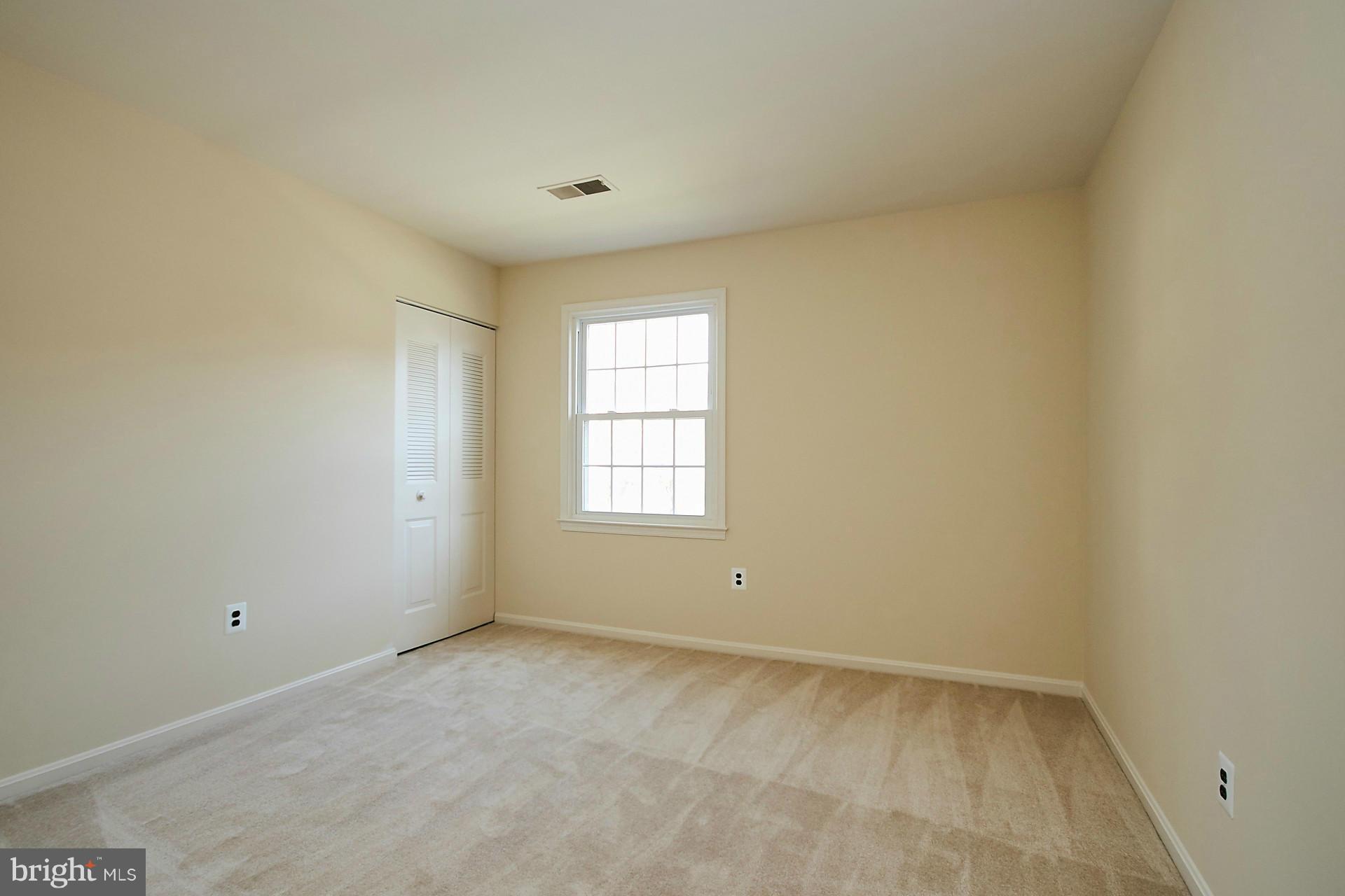 MIDDLERIDGE - Residential