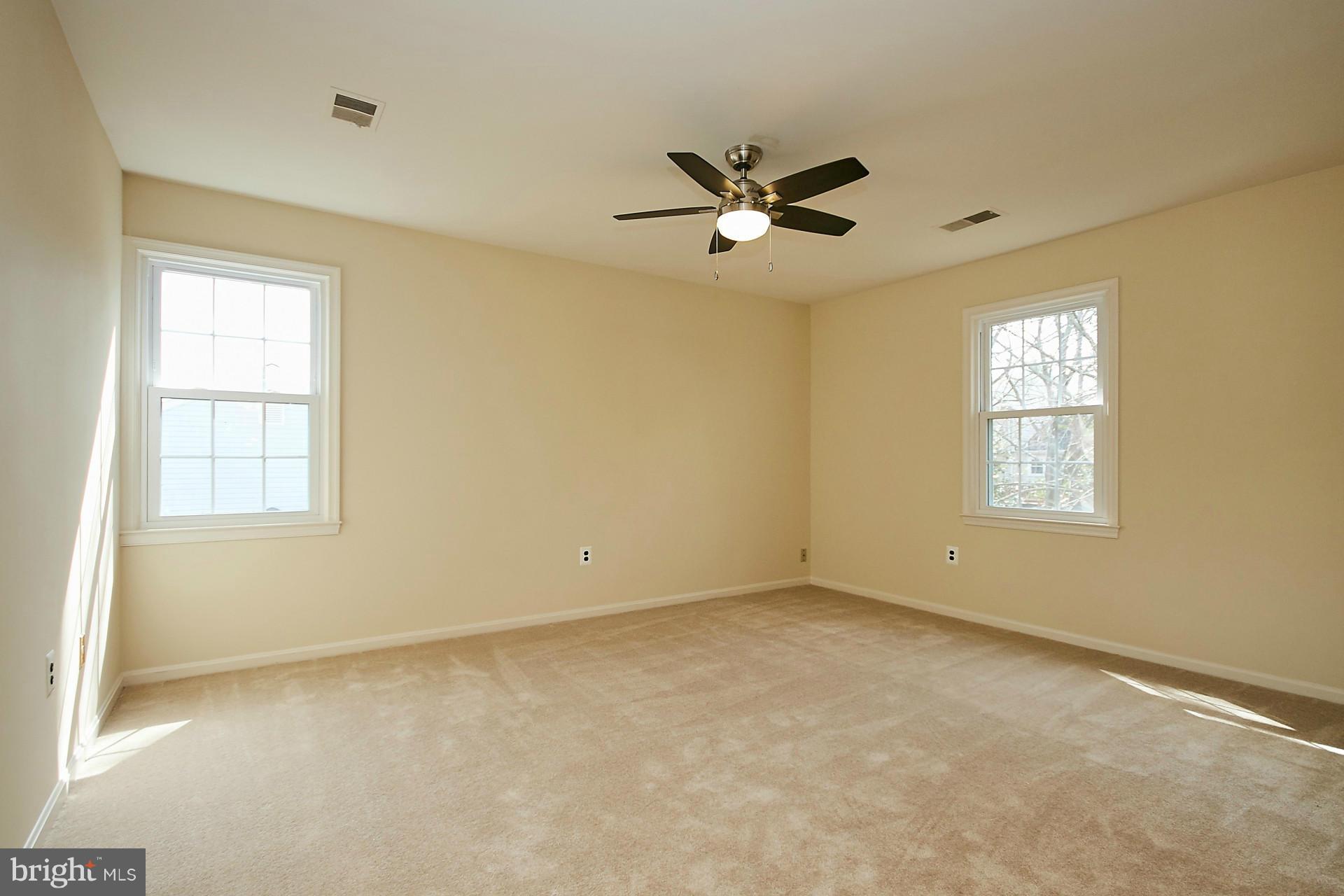 MIDDLERIDGE - Residential