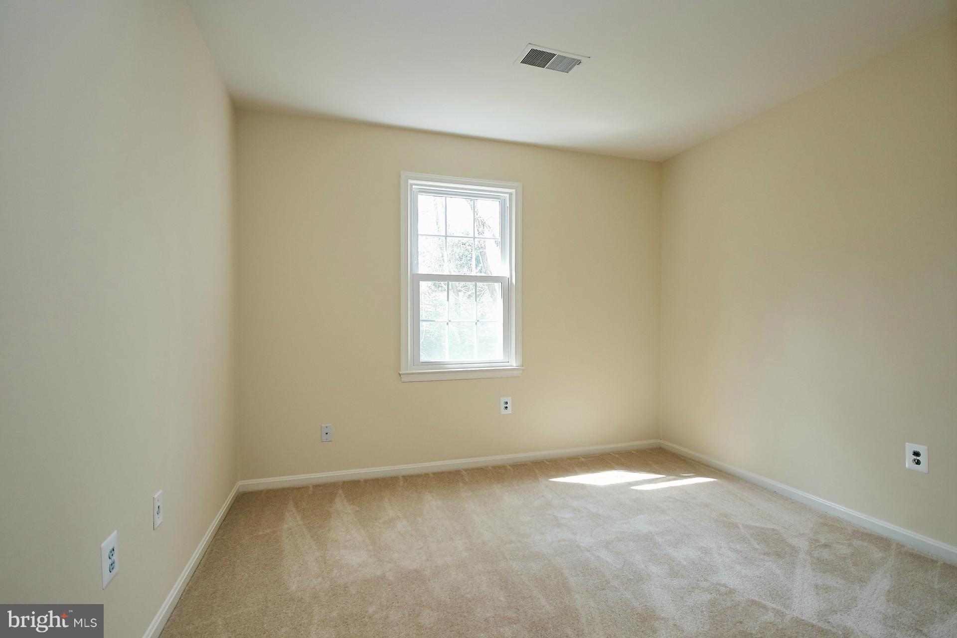 MIDDLERIDGE - Residential