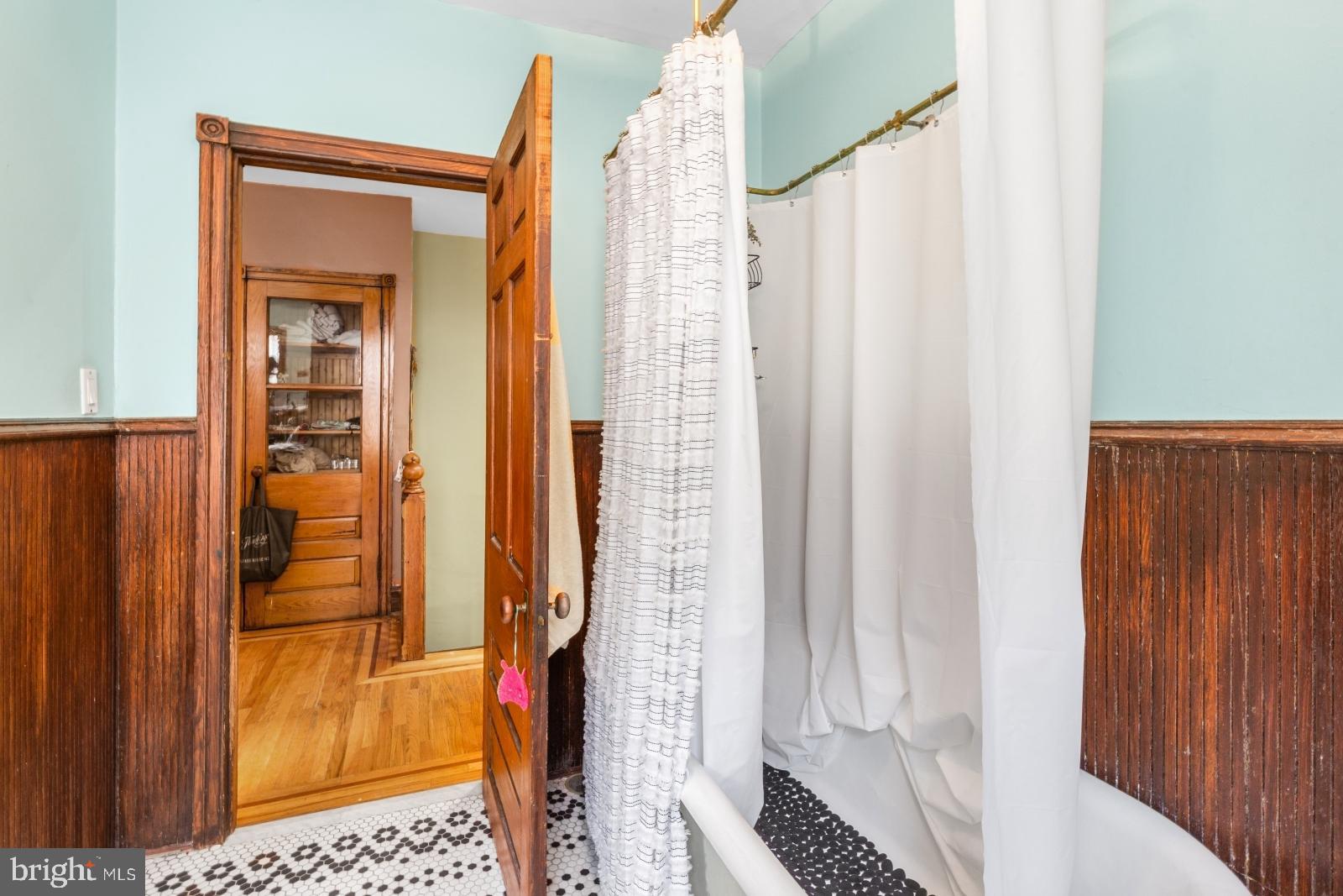 SPRUCE HILL - Residential Lease