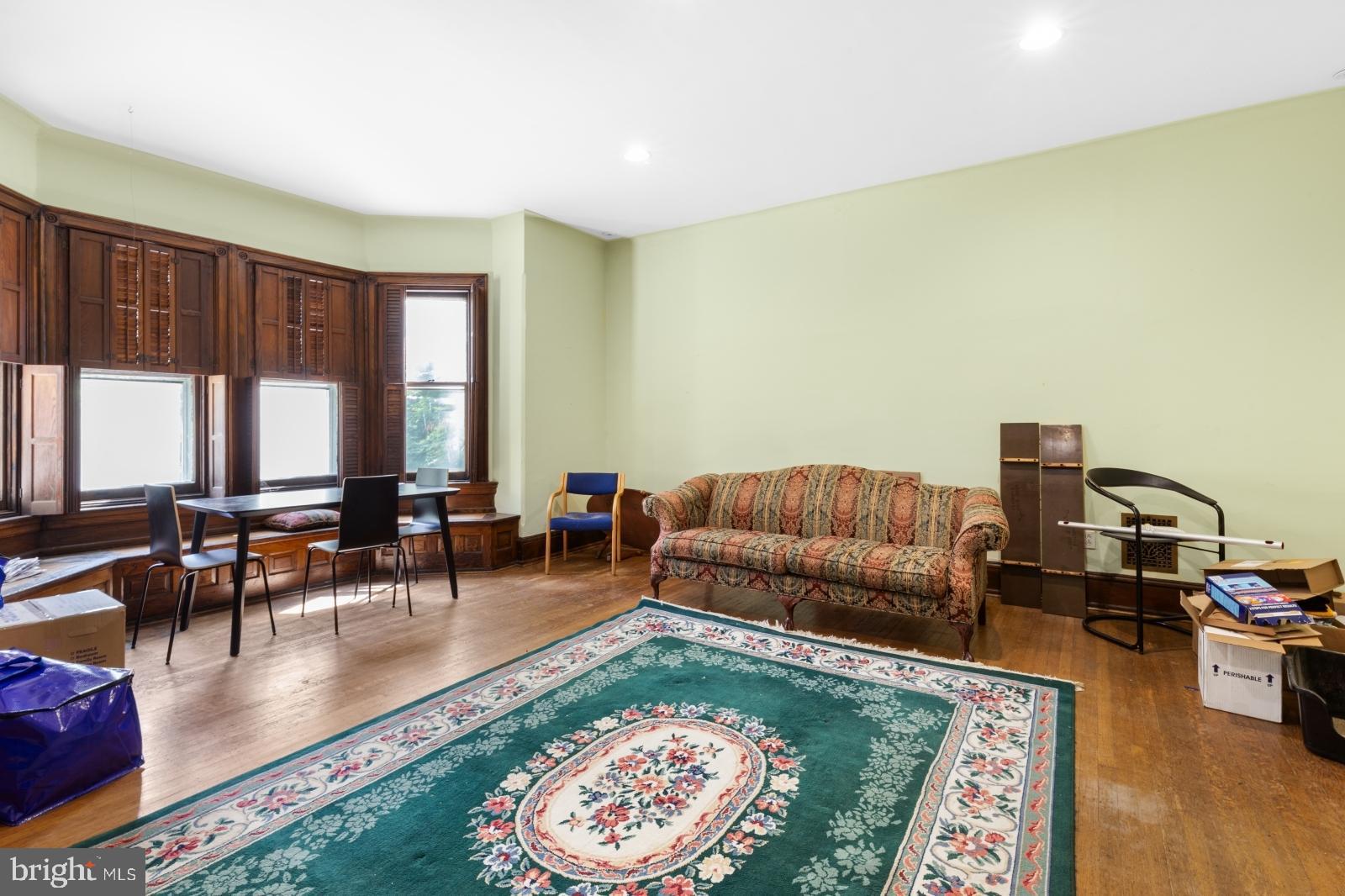 SPRUCE HILL - Residential Lease