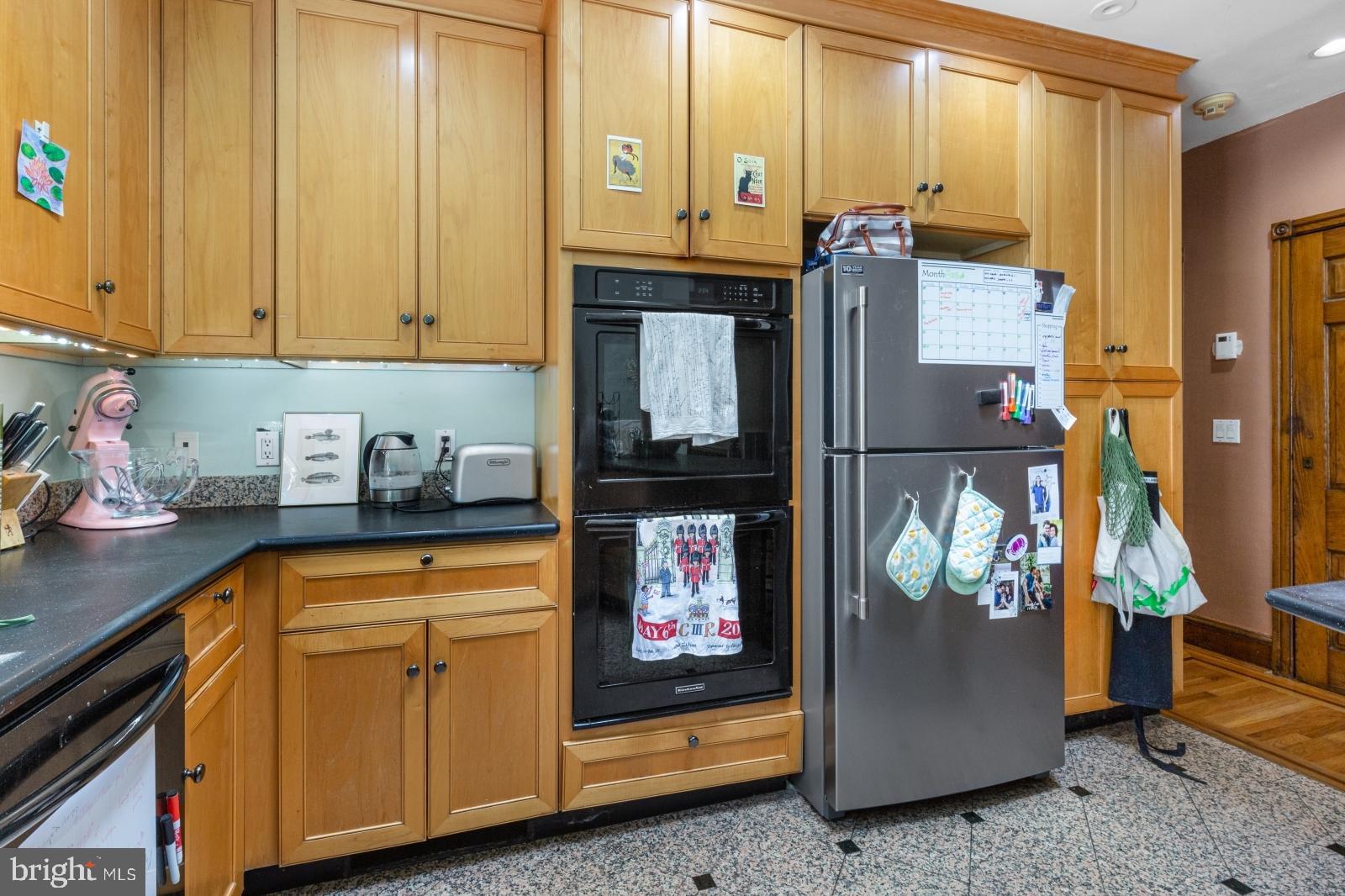 SPRUCE HILL - Residential Lease