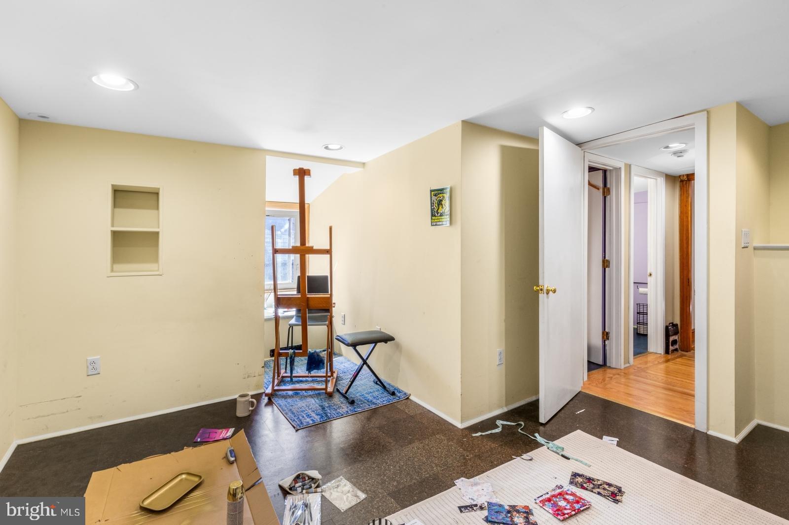 SPRUCE HILL - Residential Lease