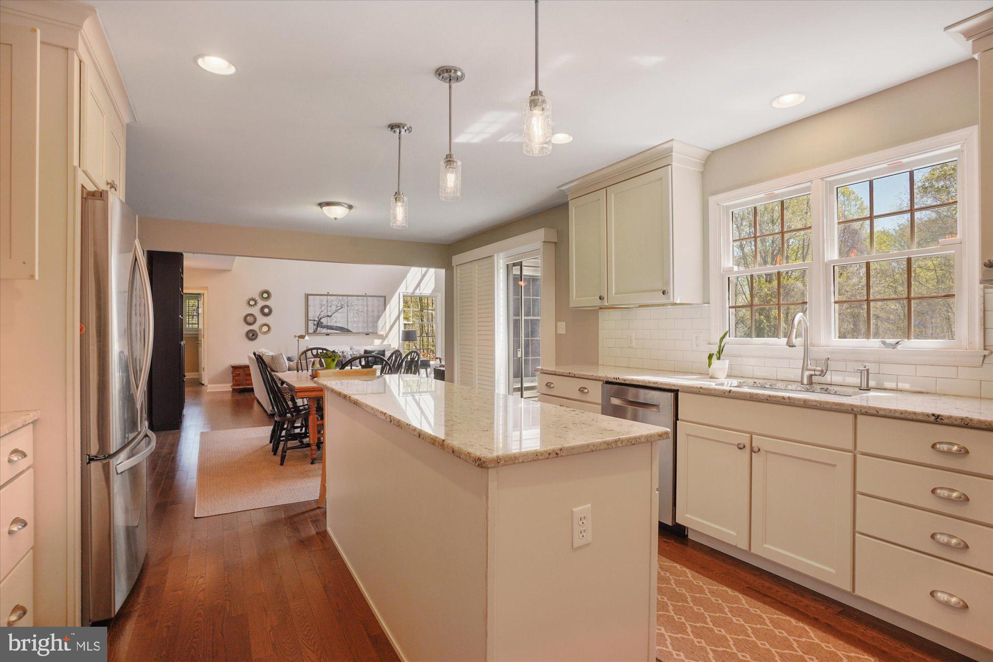 CAMPUS HILLS FARMS - Residential Lease