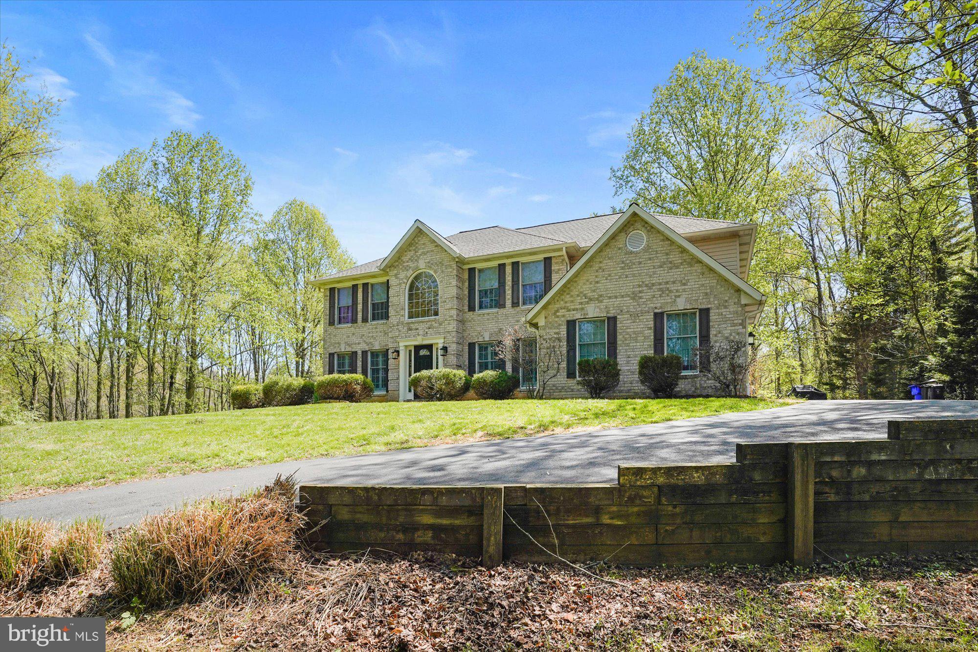 CAMPUS HILLS FARMS - Residential Lease