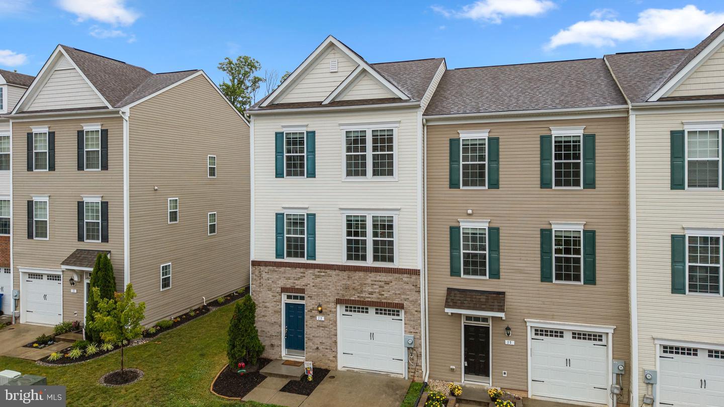 13 LEEKYLER PLACE