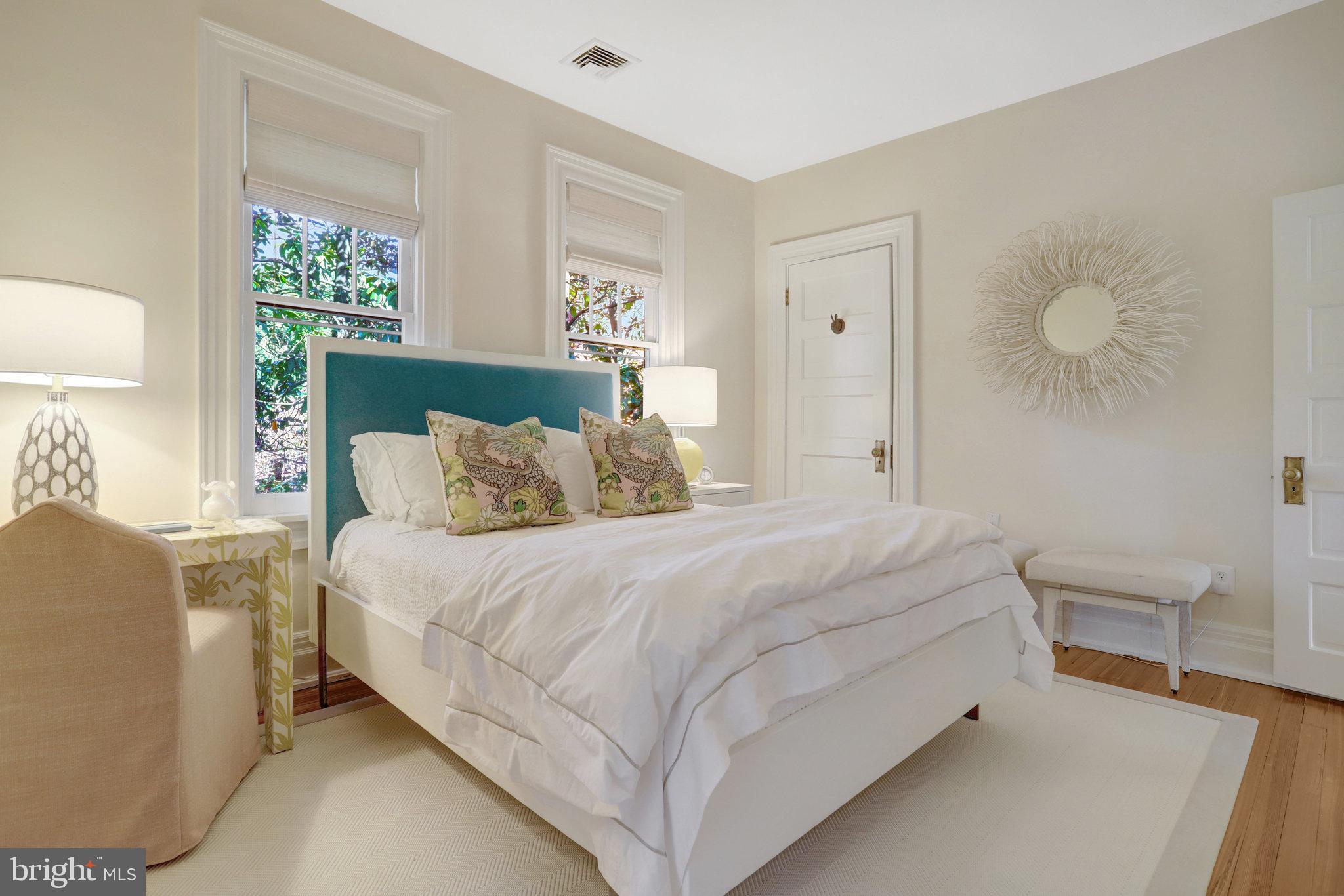 ROSEMONT - Residential