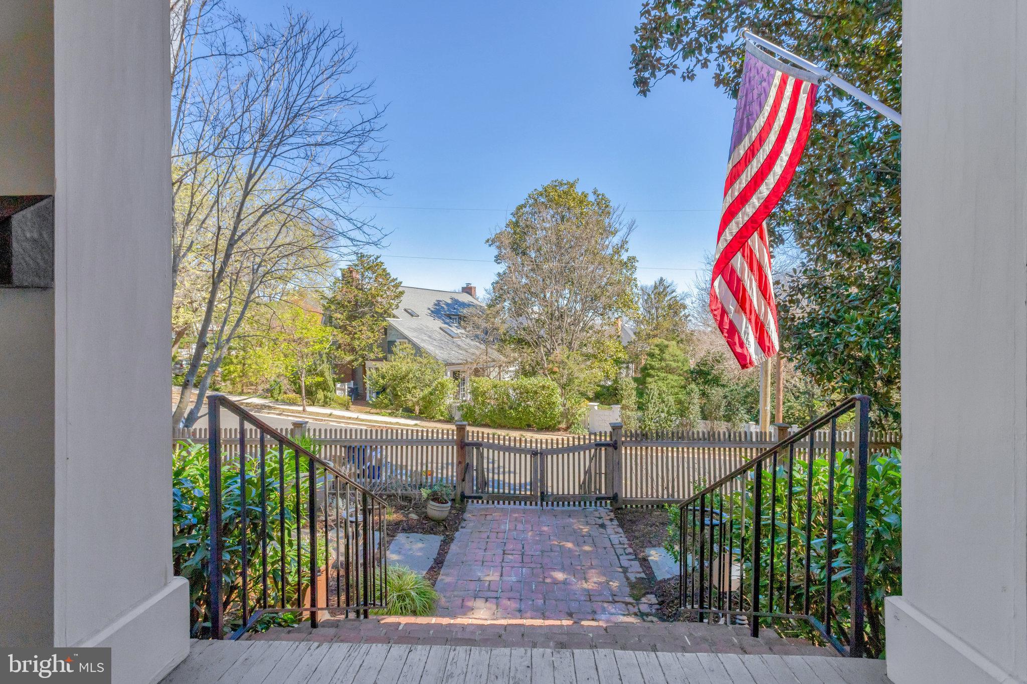 ROSEMONT - Residential