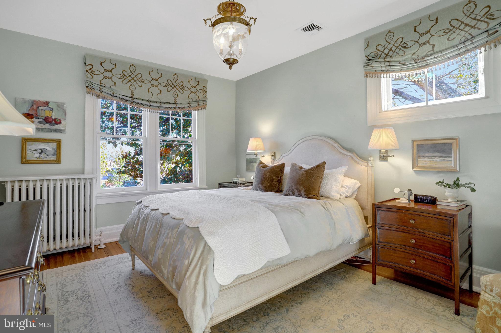 ROSEMONT - Residential