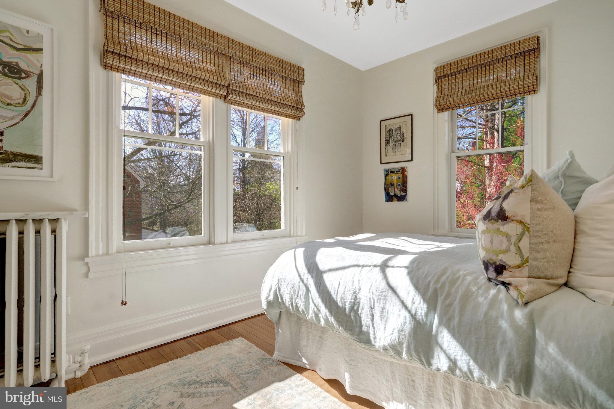 ROSEMONT - Residential