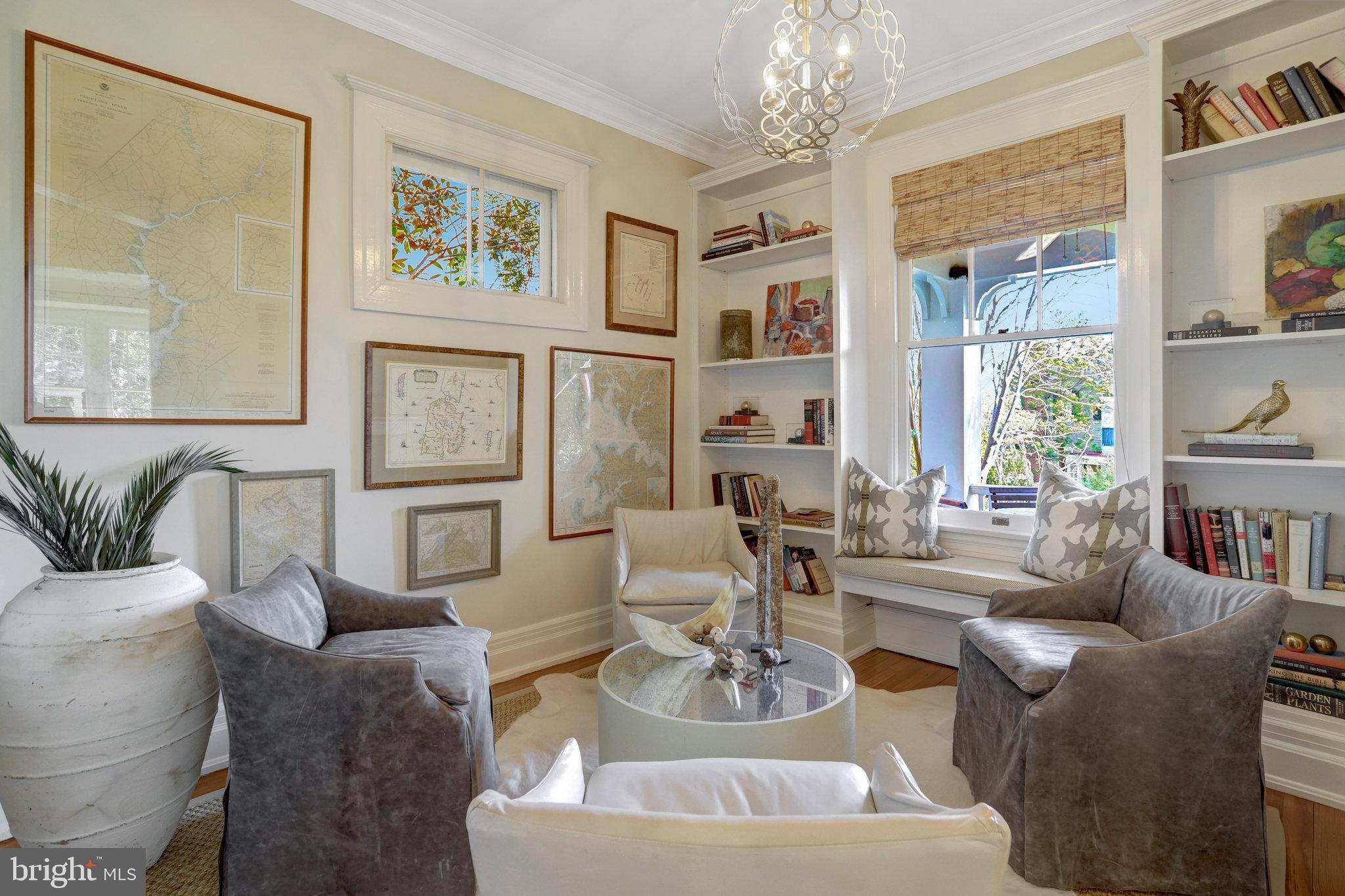 ROSEMONT - Residential