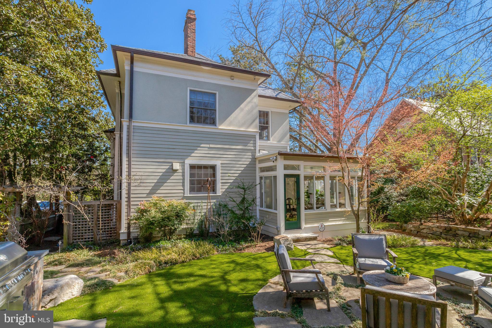 ROSEMONT - Residential