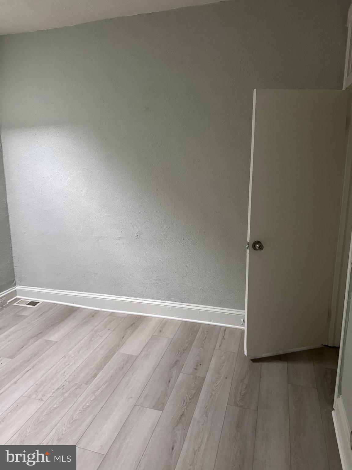 WESTPORT - Residential Lease