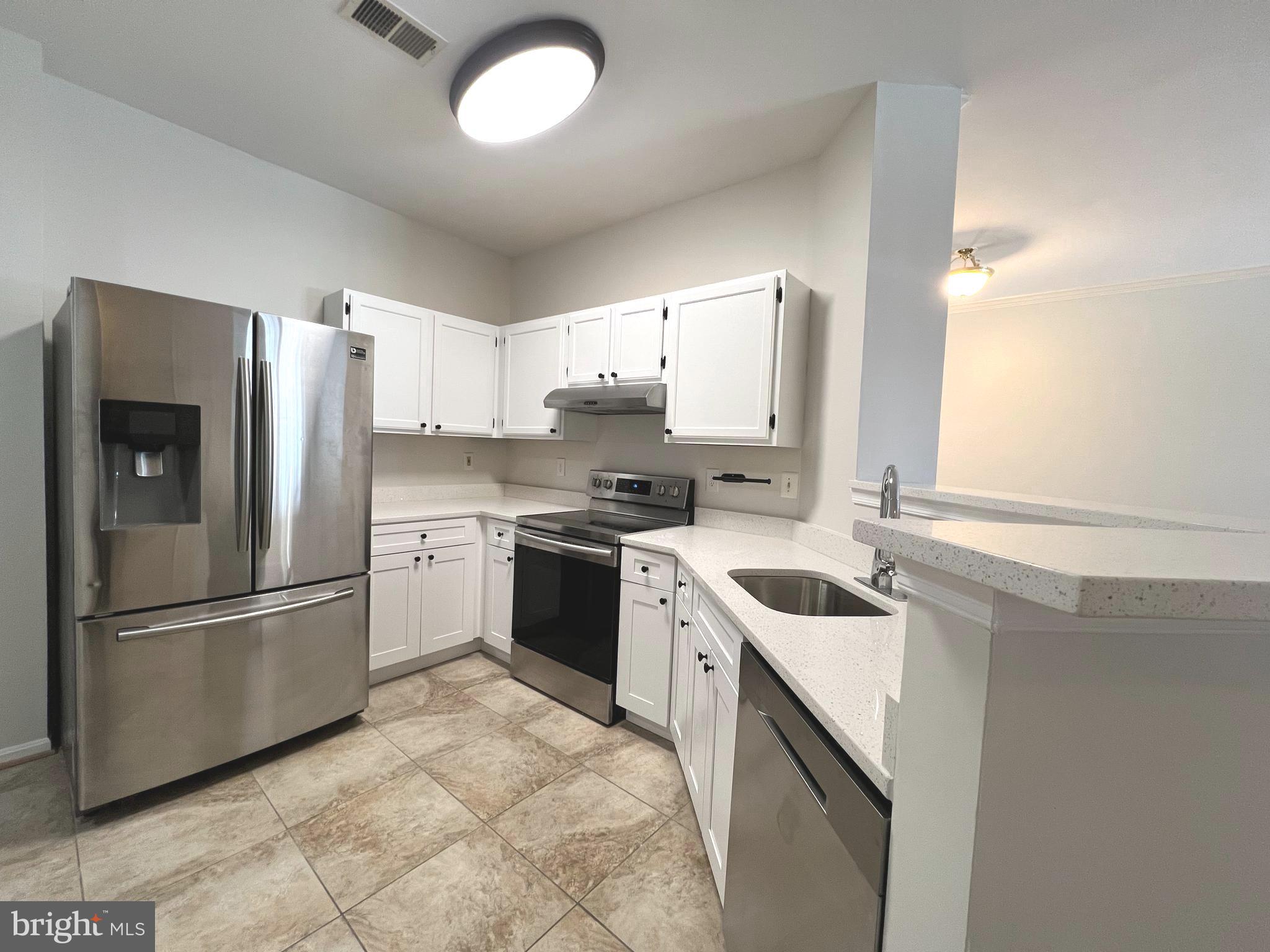 CEDAR GROVE AT CROFTON - Residential Lease