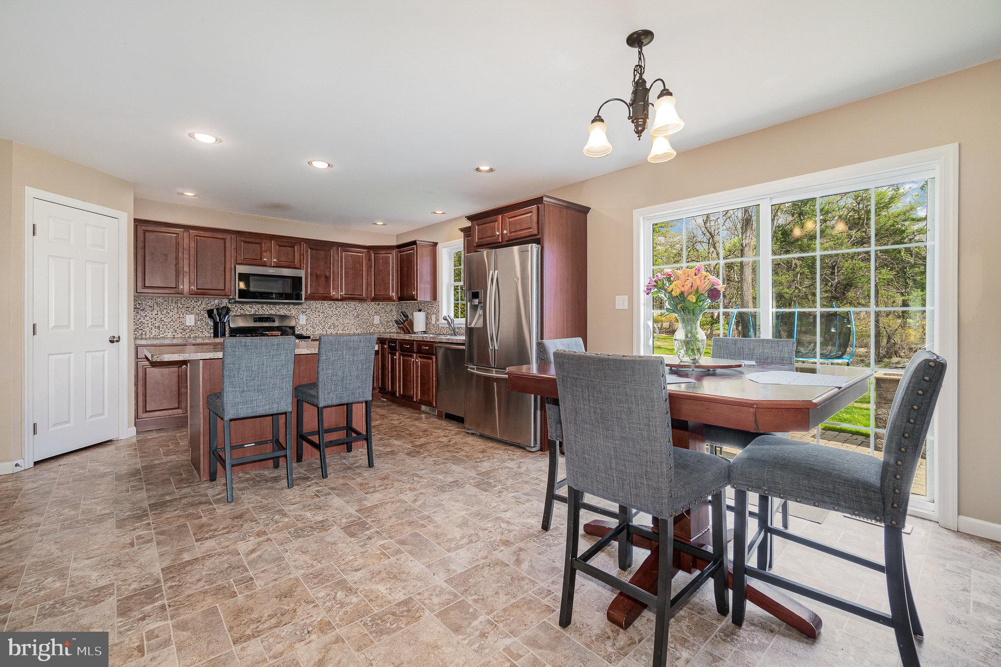 MULBERRY COURT - Residential