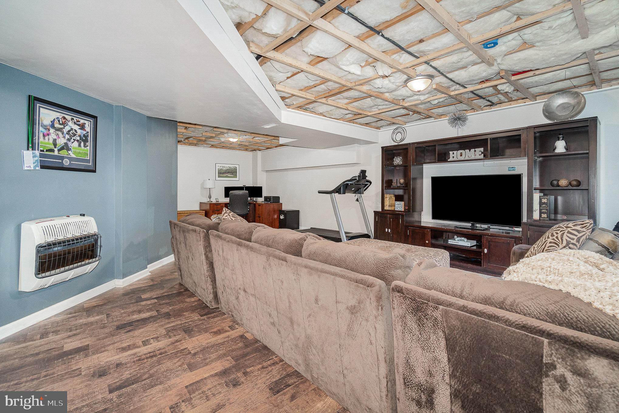 MULBERRY COURT - Residential